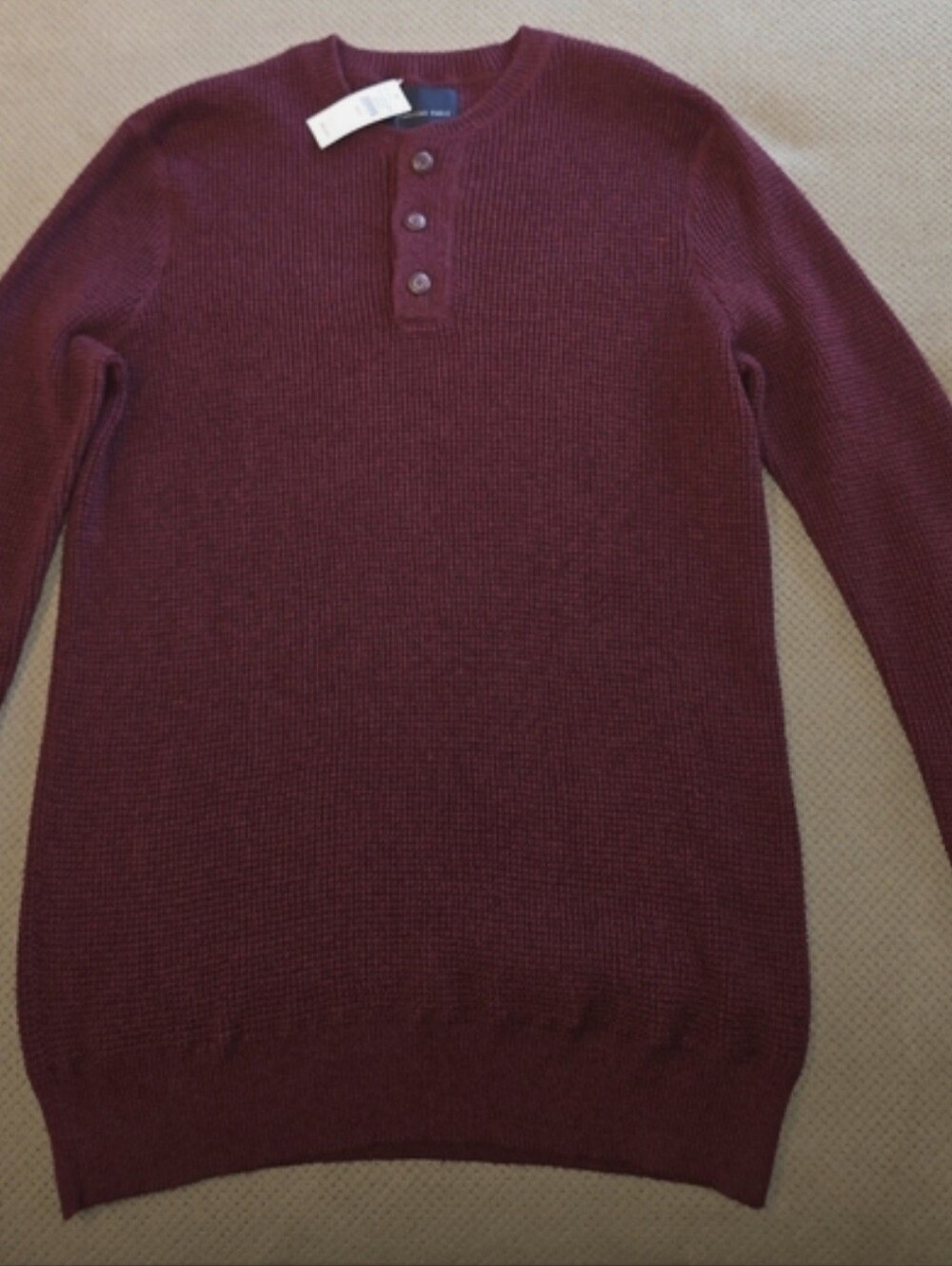 American Eagle Outfitters Men's Maroon Crewneck Sweater